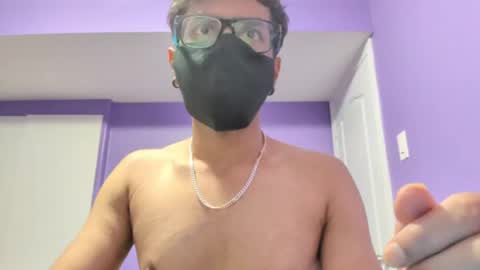 ken771 online show from August 2026 07:01:02 PM