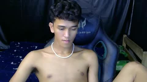 Snapshot of ken_bigcockxx chatting on February 2026 04:51:02 PM Ken online show from February 2026 04:51:02 PM