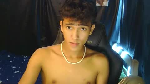 Snapshot of ken_bigcockxx chatting on March 2026 04:24:02 PM Ken online show from March 2026 04:24:02 PM