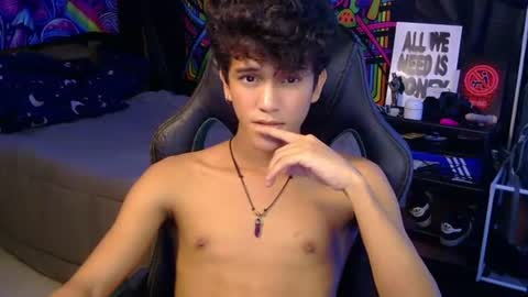 Snapshot of ken_bigcockxx chatting on June 2026 03:37:02 AM Ken online show from June 2026 03:37:02 AM