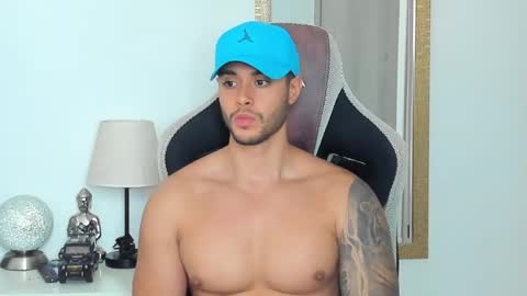 ken_mailik online show from May 2026 11:44:01 PM
