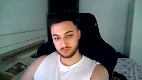 Snapshot of kenan_10 chatting on May 2026 04:25:02 PM kenan online show from May 2026 04:25:02 PM
