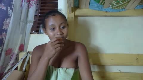 Kenchy online show from October 2025 03:21:01 PM