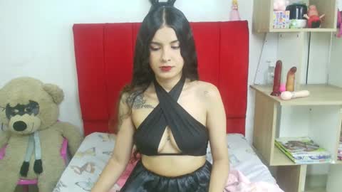 Snapshot of kendal_2 chatting on November 2025 11:15:01 PM Mariana online show from November 2025 11:15:01 PM