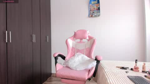 Snapshot of kendal_hot1 chatting on February 2026 02:12:02 PM Aleja3 online show from February 2026 02:12:02 PM