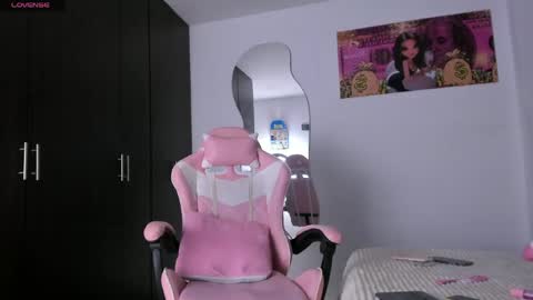Aleja3 online show from April 2026 10:38:01 PM
