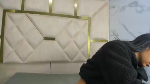 kendall69__ online show from October 2025 12:53:02 PM