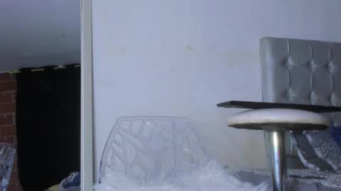 Kendall online show from February 2026 07:12:02 AM