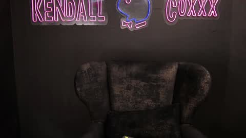 Snapshot of kendall_coxxx chatting on January 2025 04:41:01 PM online show from January 2025 04:41:01 PM