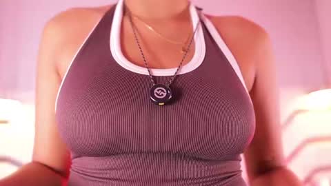 kendall_evanss_ online show from June 2026 07:28:01 PM