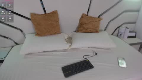 kendall_evanss_ online show from June 2026 07:12:02 PM
