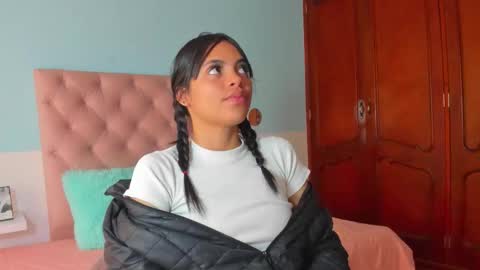 Snapshot of kendall_hernandez chatting on March 2026 02:43:01 PM Kendall online show from March 2026 02:43:01 PM