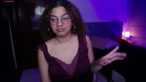 Snapshot of kendall_rossii_ chatting on November 2025 05:17:01 AM kendall_rossii_ online show from November 2025 05:17:01 AM