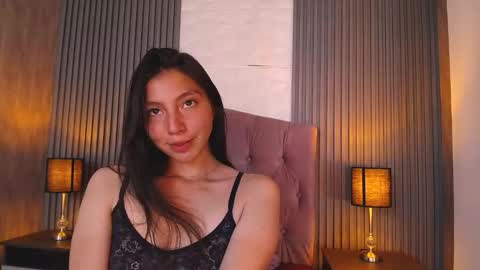 Snapshot of kendall_saenz chatting on February 2025 07:38:01 PM kendall_saenz online show from February 2025 07:38:01 PM