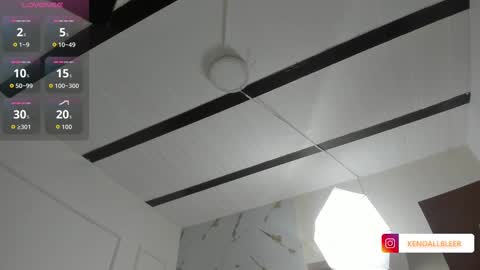 kendallbleer online show from October 2025 11:17:01 AM