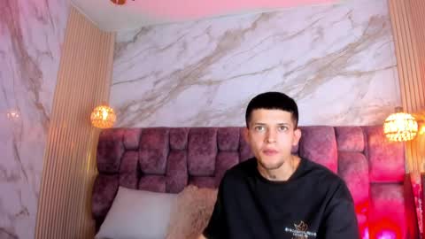 Kendall and Taylor online show from April 2026 02:58:01 AM