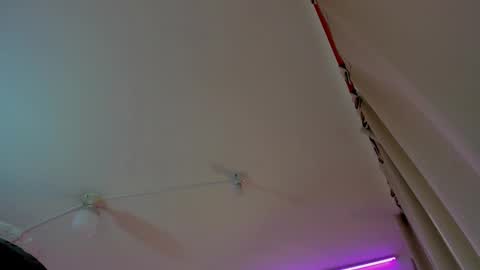 Kendal  online show from January 2026 03:28:01 PM