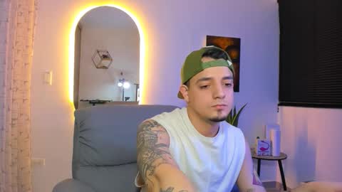 kendel_dimitri online show from February 2026 02:31:01 AM