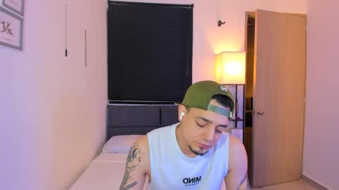 kendel_dimitri online show from April 2026 07:30:02 AM