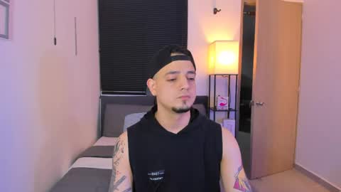 kendel_dimitri online show from April 2026 05:22:01 AM