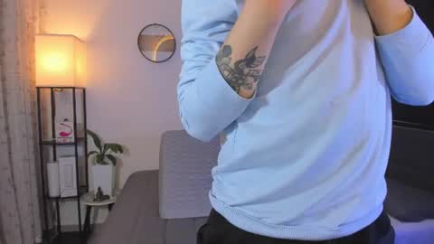 kendel_dimitri online show from June 2026 05:54:02 AM