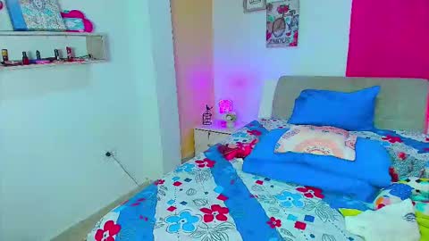 kendra_love31 online show from March 2026 03:12:02 AM