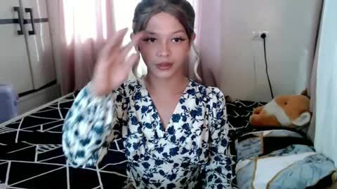 kendra_lunaxx online show from June 2026 08:09:02 AM
