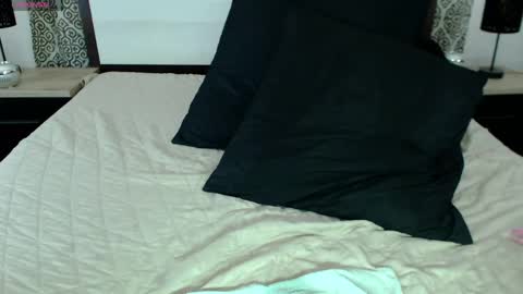 Kendra online show from May 2026 07:36:01 AM