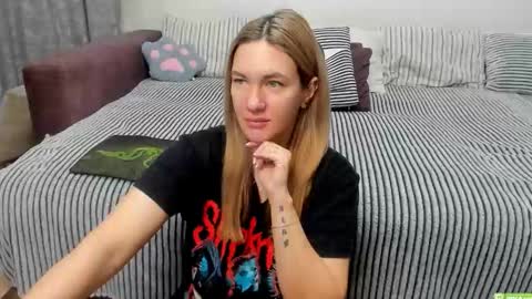 Kendra online show from December 2025 11:47:02 PM