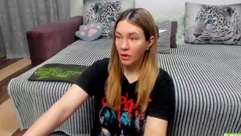 Snapshot of kendra_xx_ chatting on February 2026 11:56:01 PM Kendra online show from February 2026 11:56:01 PM