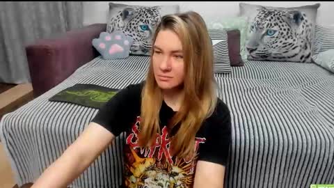 Snapshot of kendra_xx_ chatting on February 2026 12:40:02 AM Kendra online show from February 2026 12:40:02 AM