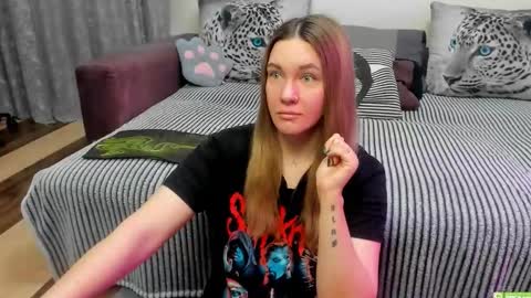 Snapshot of kendra_xx_ chatting on February 2026 11:57:02 PM Kendra online show from February 2026 11:57:02 PM