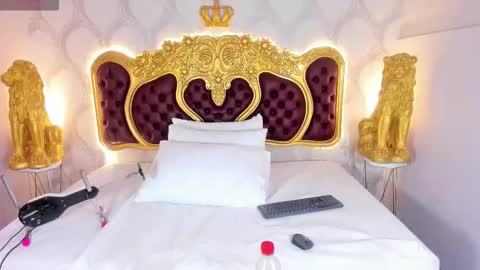 Kendral  online show from October 2025 04:57:02 AM