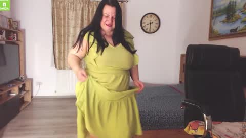 Snapshot of kendrasecrets chatting on December 2025 05:31:02 PM Kendra online show from December 2025 05:31:02 PM