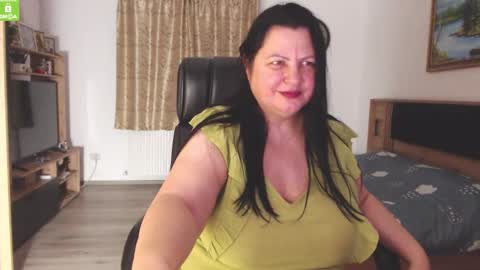 Snapshot of kendrasecrets chatting on December 2025 07:53:02 PM Kendra online show from December 2025 07:53:02 PM