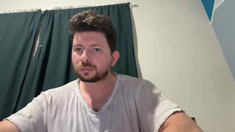 kenerkener online show from December 2025 04:50:02 AM