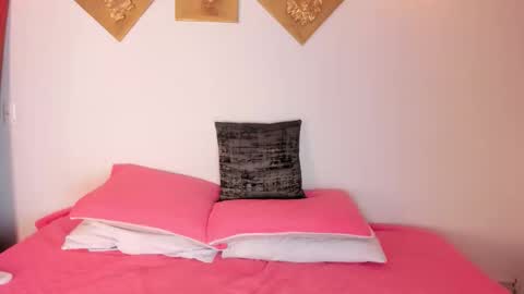 Kenia online show from November 2025 05:08:02 AM