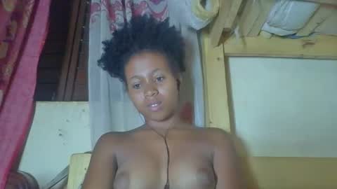 Snapshot of kenilange chatting on November 2025 05:11:01 AM kenilange online show from November 2025 05:11:01 AM