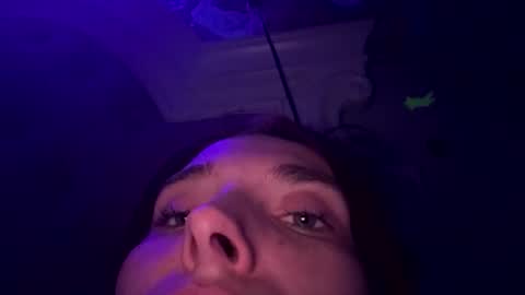 Snapshot of kenkenkenily chatting on December 2025 03:51:02 PM kenkenkenily online show from December 2025 03:51:02 PM