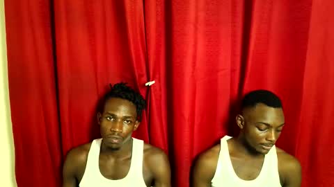 Snapshot of kenna_ass chatting on November 2025 09:35:01 PM Kenia online show from November 2025 09:35:01 PM