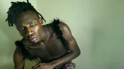 Snapshot of kenna_ass chatting on December 2025 04:24:01 PM Kenia online show from December 2025 04:24:01 PM