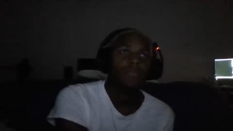 kennbenn online show from October 2025 08:03:01 AM