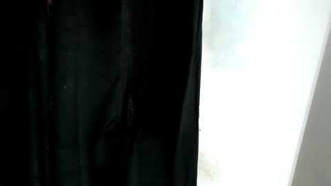 Kennfox777 online show from April 2026 09:42:01 PM