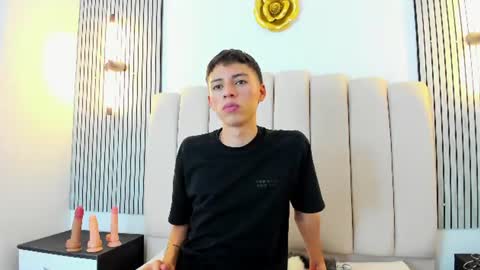 Snapshot of kenny_hank chatting on July 2026 11:51:01 PM kenny_hank online show from July 2026 11:51:01 PM