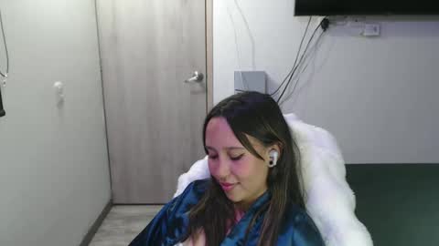 kenshi2302 online show from November 2025 09:05:02 PM