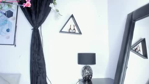KENTHA  online show from May 2026 10:42:01 AM