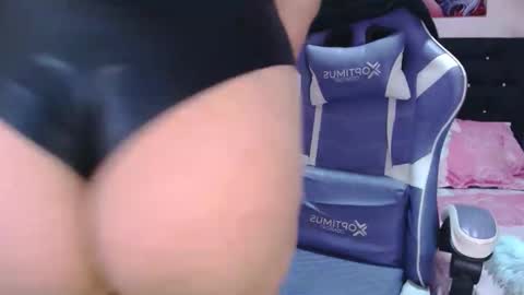 Keny Evans online show from December 2025 12:49:02 AM