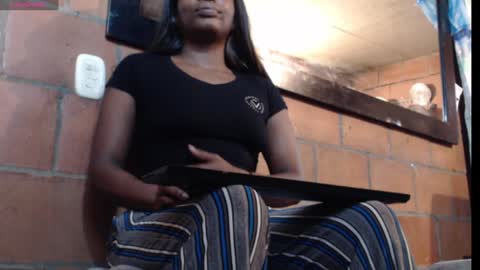 Snapshot of kenya_agux chatting on February 2025 07:33:01 PM CHOQUITO online show from February 2025 07:33:01 PM