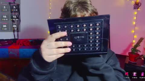 Snapshot of kenziesharik chatting on March 2026 04:27:01 AM Kenzie online show from March 2026 04:27:01 AM