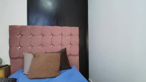 KERLY online show from September 2025 03:03:02 PM